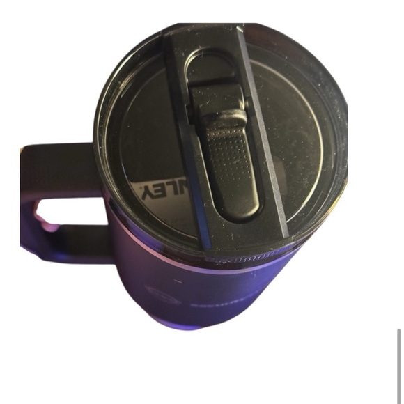 NWT Stanley Protour Flip Straw Quencher 40 oz / 1.18 Liter Tumbler - Picture 5 of 7